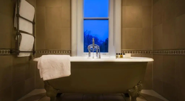 Люкс Nutfield Priory Hotel & Spa