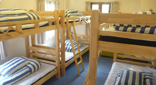 Кровать в общем номере (женский номер) Ks House Hakuba Alps - Travelers Hostel