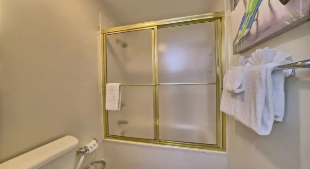 Номер Standard с 2 комнатами Relaxing Beachfront Condo with Beach Access - Unit 1603 by RedAwning