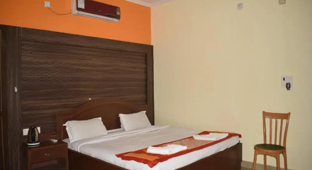 Hotel Sakura House, Book Hotel Hoteller i Bodh Gaya med morgenmad, Morgenmad