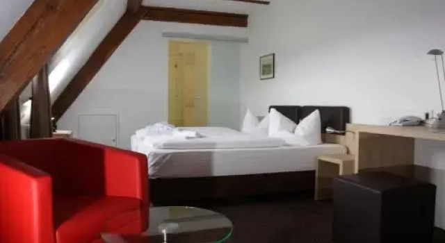 Hotel Hofgut Hohenkarpfen, Reserva ahora Hotel Hausen ob Verena Upper Danube