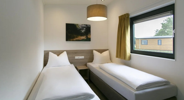 Mobile Home im Tropical Islands Resort, 预订 度假村 布里森 勃兰登堡州
