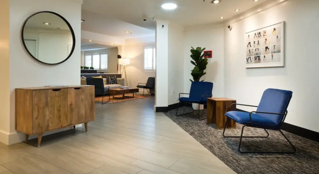 Best Western Crestview Hotel & Suites