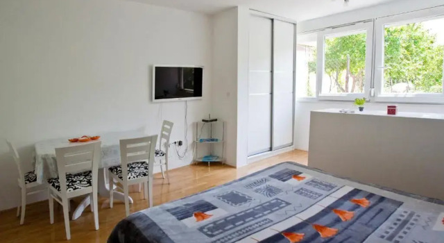 Apartment Busic in Split, Prenota Appartamento Splitska 