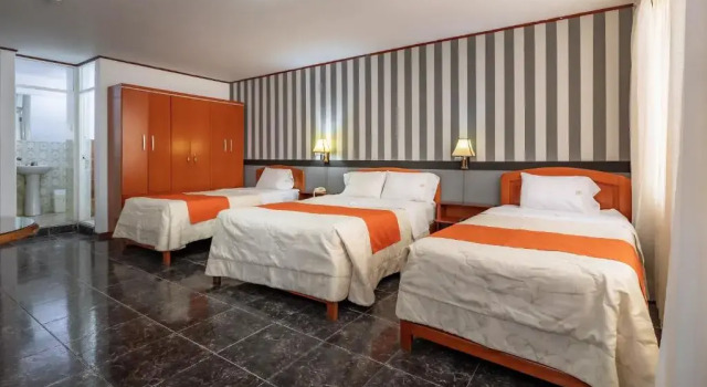 Трёхместный номер Standard Recreo Hotel