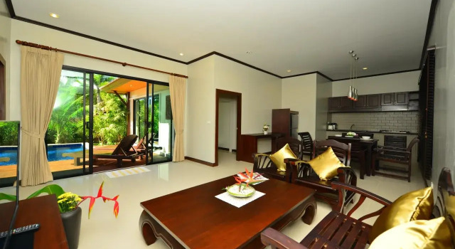 Naiharn Garden Resort & Spa