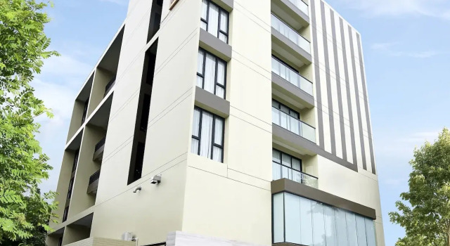 Amp Am House Hotel