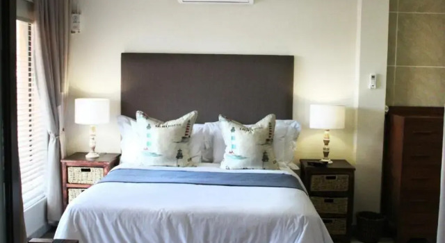 Номер Luxury At Doms B&B