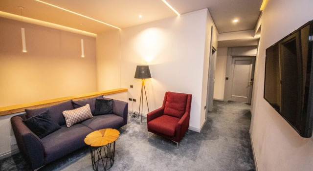 Milingona City Center Hostel, Забронировать Хостел Недорогие отели Тираны, рядом с Skanderbeg Square, недорого