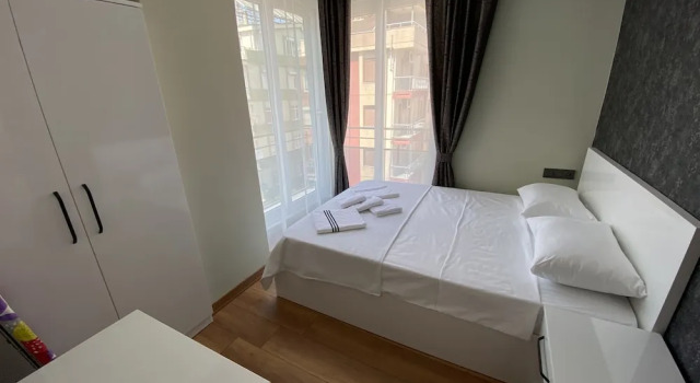Апартаменты Standard с видом на бассейн LONDON OTEL