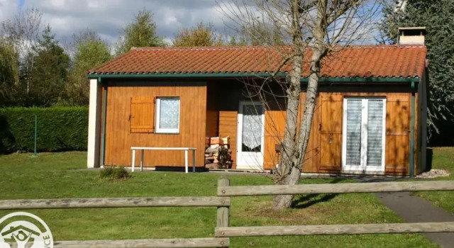 Chalet Avec Cheminee Et Animaux Acceptes a Usson-En-Forez - Fr-1-496-162, Varaa Mökki Usson-en-Forez 
