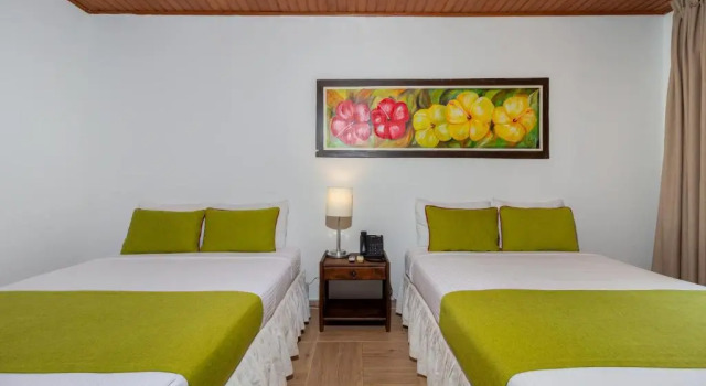 Четырёхместный номер Standard Hotel Campestre La Potra