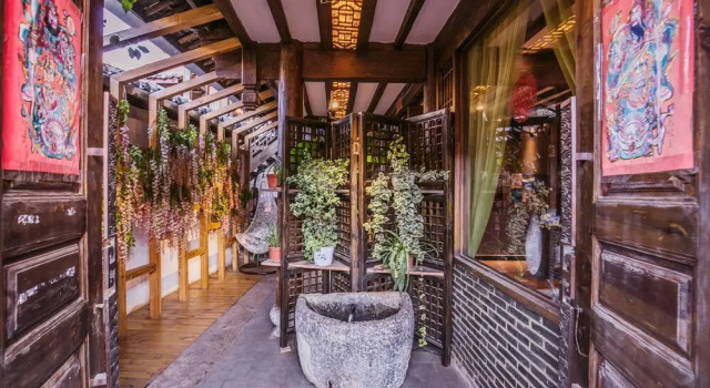Lijiang Zhilan Boutique Inn, Забронировать Бутик-отель Лицзян Юньнань, рядом с Улица Сквер-стрит Древнего города Даянь