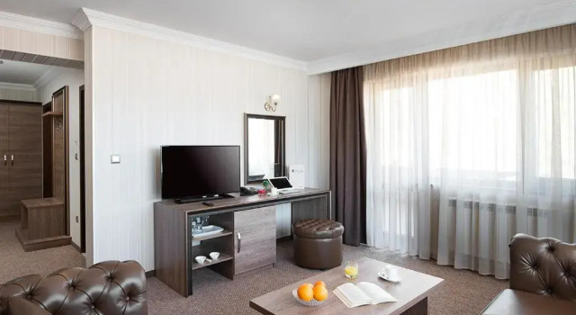 Люкс Park Hotel and SPA Vella Hills
