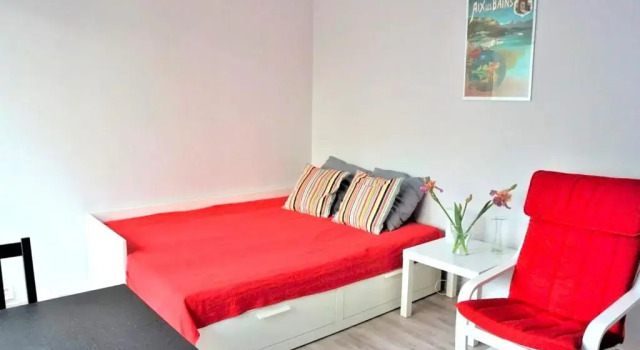 Appartement Aix-les-Bains, 1 pièce, 2 personnes - FR-1-555-37