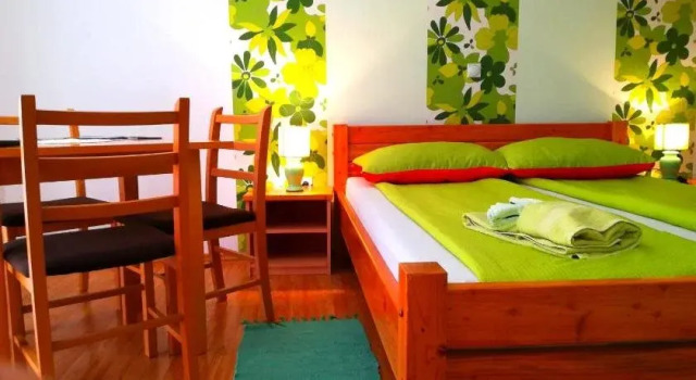 Rooms Ana