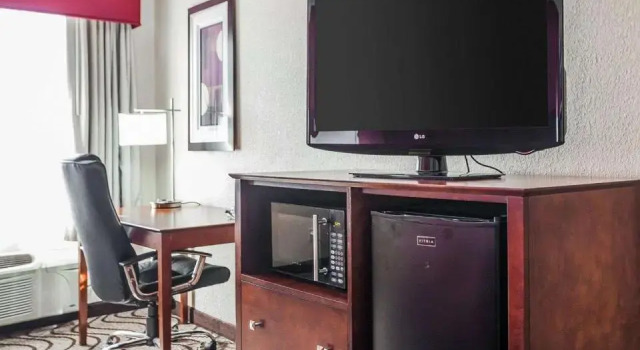 Номер Standard Quality Inn & Suites Altoona - Des Moines