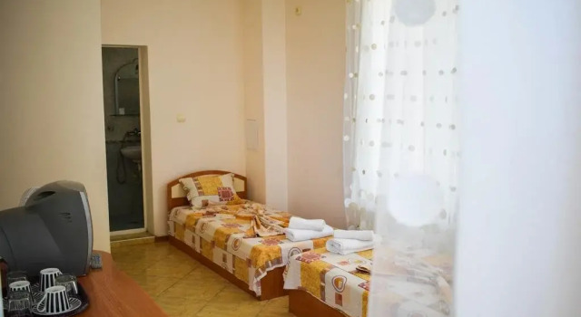 Guest House Eos