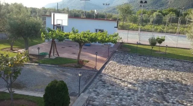 Апартаменты Studio With Tenis Court And Mini Basket