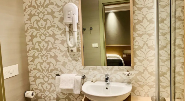 Трёхместный номер Standard с балконом Hotel Liane Riccione