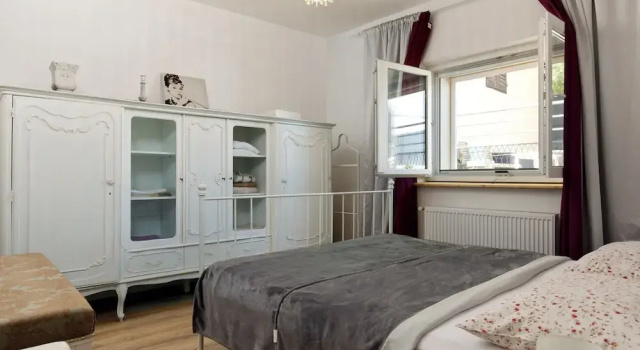Holiday Home in Drnis With Pool & Etnoland, Забронировать Дом для отпуска Коттеджи Дрниш, Коттедж