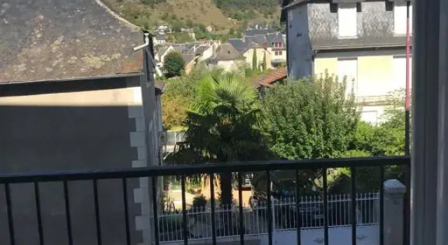 l'oustal app centre ville d'Espalion