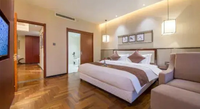 Люкс Deluxe Wuhan Yueting Hotel (North Hankou Subway Station)