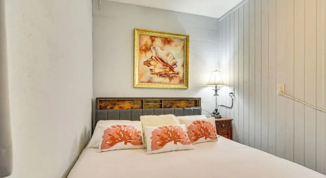 1 Mi to Downtown: Clearwater Apt w/ Private Patio!, Buchen Sie Ferienwohnung Clearwater Beach Clearwater-St Pete Beaches