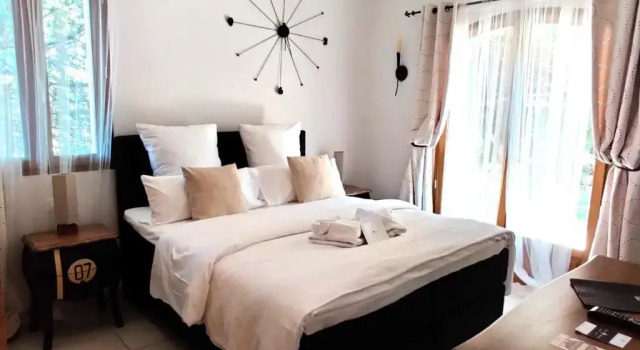 Номер Standard Maison Prestige Saint Tropez by Roberto Geissini