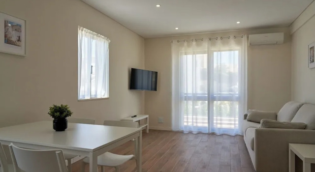 Апартаменты Deluxe LEGACY SUITES & APARTMENTS ALBUFEIRA AL - No Groups