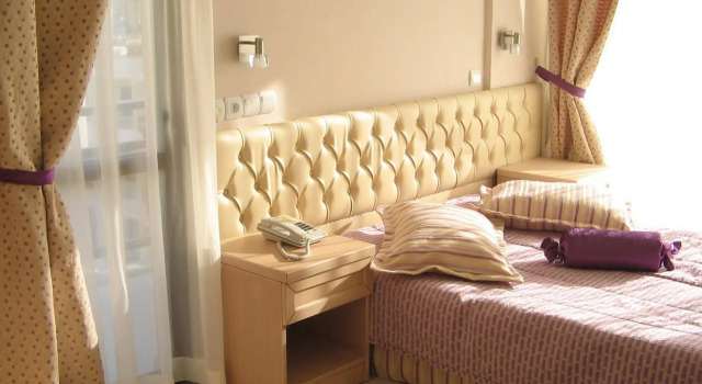 Esat Otel