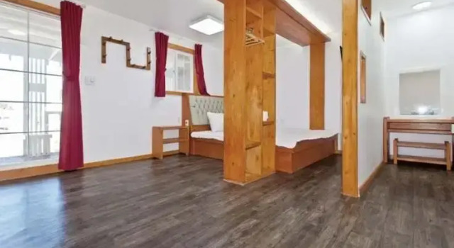 Goseong Sunrise Pension, Rezerwuj Hotel Hotele w Gangwon-Do z parkingiem, Parking