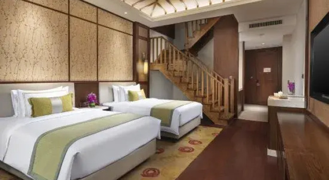 Семейный люкс Дуплекс с видом на сад Sky Island Lake Resorts & Hotels