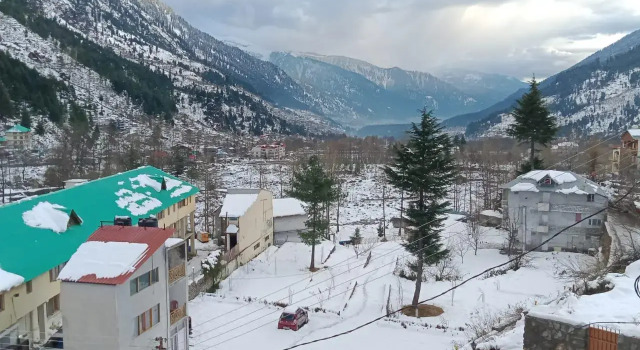 Nehru Kund Heights by JitaInn, Book Hotel Bashist Himachal Pradesh