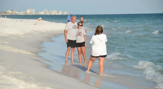 Shoreline 3022 Condo by RedAwning, Varaa Hotelli Hotellit Emerald Coast uima-altaalla, Uima-allas