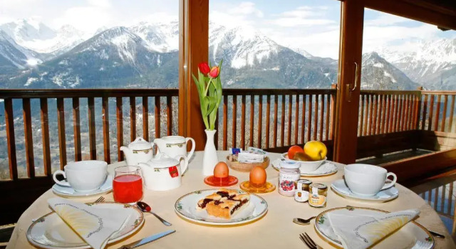 Les Combes, Забронировать Отель Ла-Саль Mont Blanc - Italy