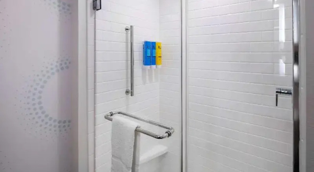 Шестиместный номер Standard Tru By Hilton Omaha I 80 At 72Nd Street, Ne