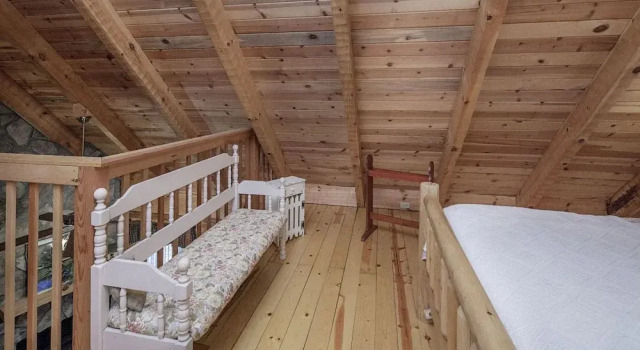 Jalyns Treehouse by Eagles Ridge Resort