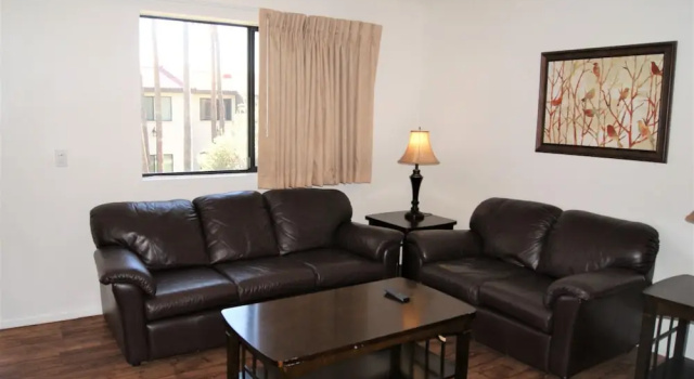 Апартаменты c 1 комнатой 223-Fully Furnished with WiFi by RedAwning