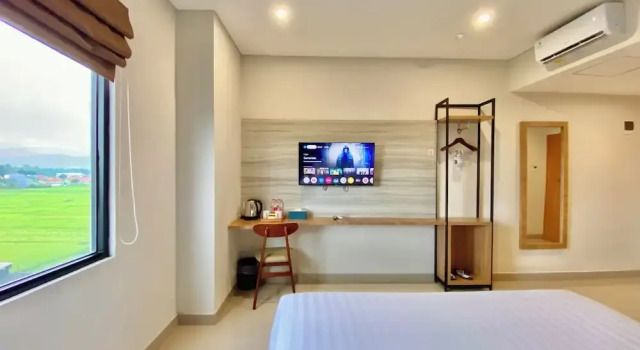 Front One Hotel Gombong, Buchen Sie Hotel Gombong Central Java