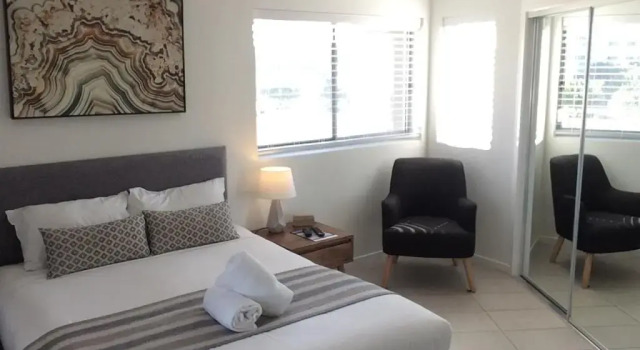 Студия с балконом North Shore Oceanside Kawana