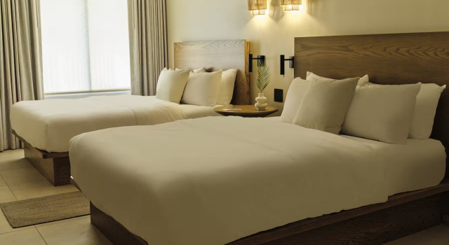 Ambros Daytona, Trademark Collection by Wyndham, Забронировать Отель Дейтона-Бич Daytona Beach Area, рядом с Пресвитерианская церковь Westminster By The Sea
