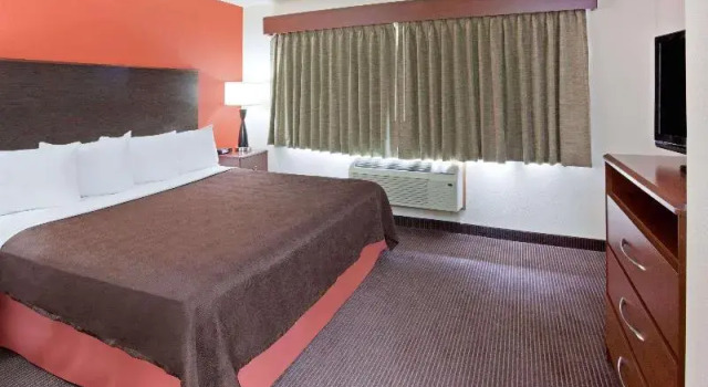Номер AmericInn by Wyndham Coon Rapids