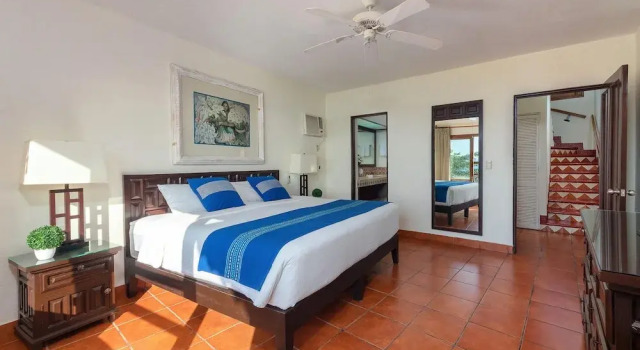 WIVC Conchas Chinas Condo - Stunning Ocean & Mountain Views, Close To The Beach & Romantic Zone, Book Condo Hotel Puerto Vallarta Jalisco