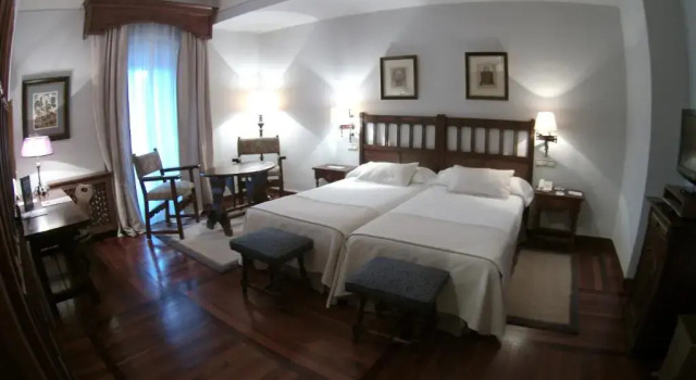 Двухместный номер Superior Parador de Santiago de Compostela
