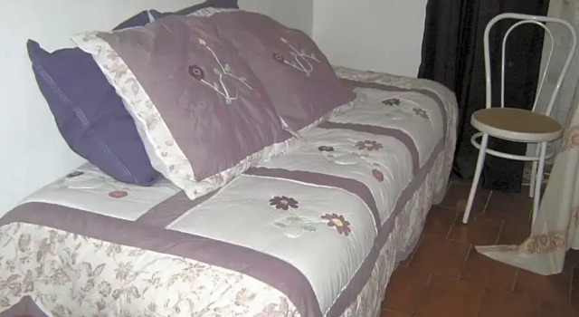 Chez Marydidou : Chambres dhôtes, Забронировать Отель Истр Étang de Berre