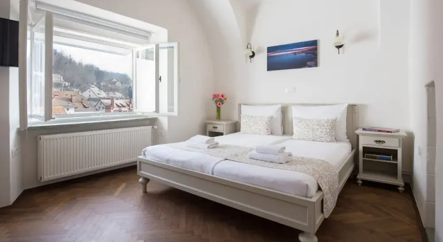 Апартаменты The Castle view No.1 с 2 комнатами Barbo Palace Apartments and Rooms