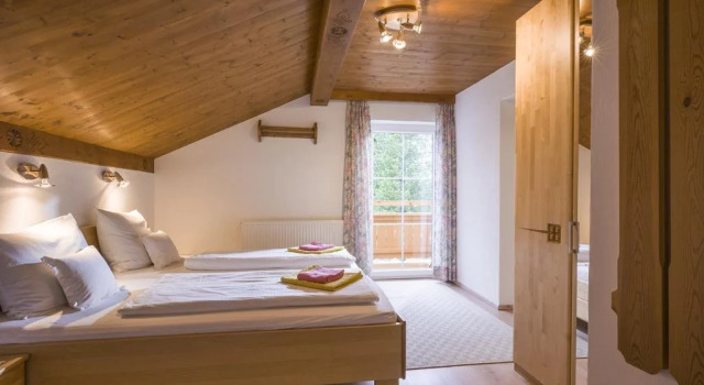Haus Sonneck, Rezerwuj Hotel Hotele w Tyrol z parkingiem, Parking