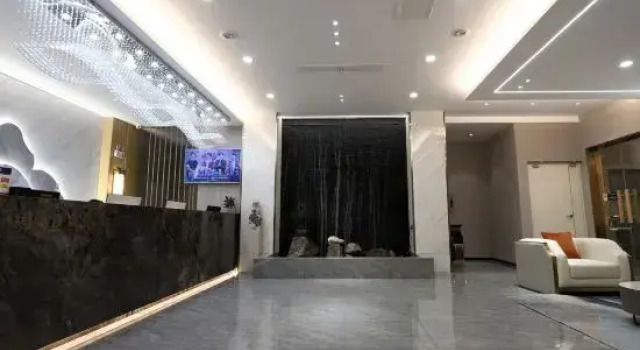Huoqiu Linyi Select Hotel, Varaa Hotelli Hotellit Luan pysäköinnillä, Pysäköinti