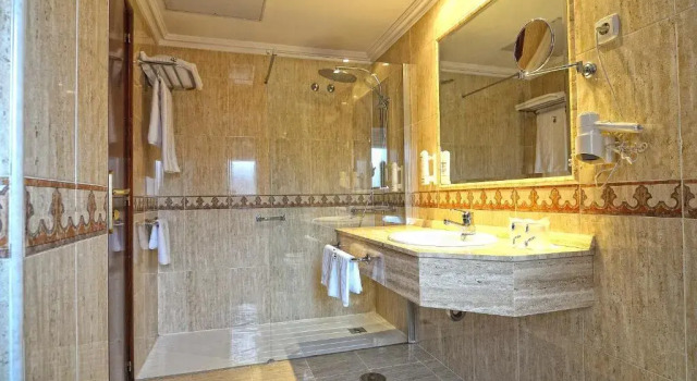 Номер Superior Hotel Alisi